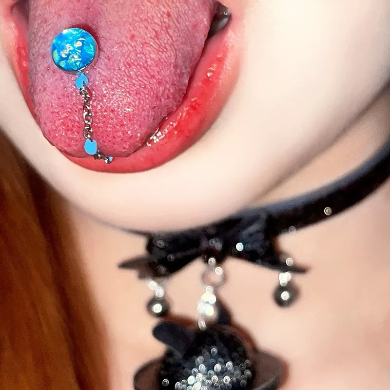 1Pc High-Quality Trendy Blue G - Body Jewelry Titanium 评论和价格